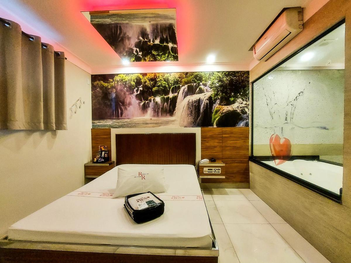 Hotel Red Rose & 3*